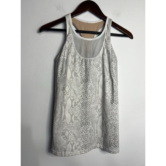 Lululemon White Gray Desert Snake Print Mesh With Me Athletic Tank Top Size 8 - Picture 1 of 5